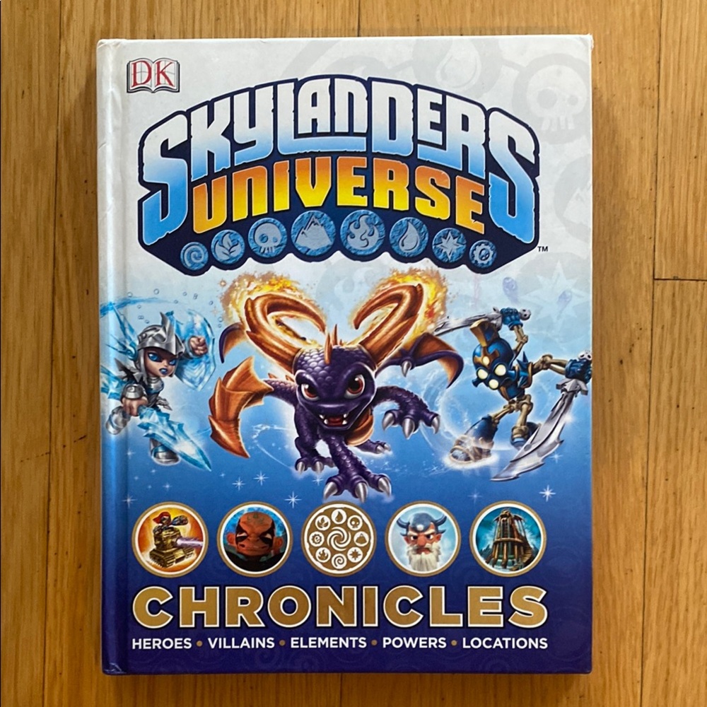 📚[5 books for $10] Skylanders universe Chronicles